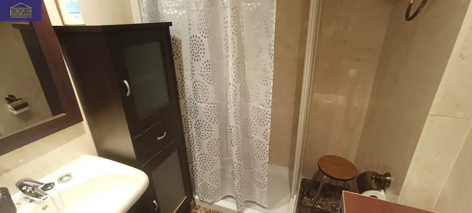 Baño de Piso de alquiler en Córdoba con Aire acondicionado, Calefacción y Amueblado