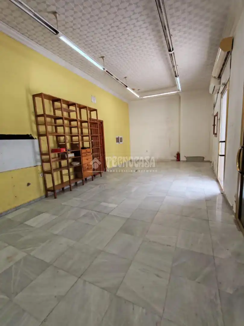 Commercial properties for sale in Marchena