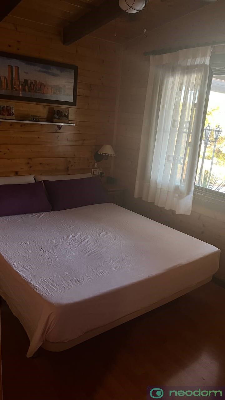 Bedroom of House or chalet for sale in Godelleta  with Air Conditioner and Swimming Pool