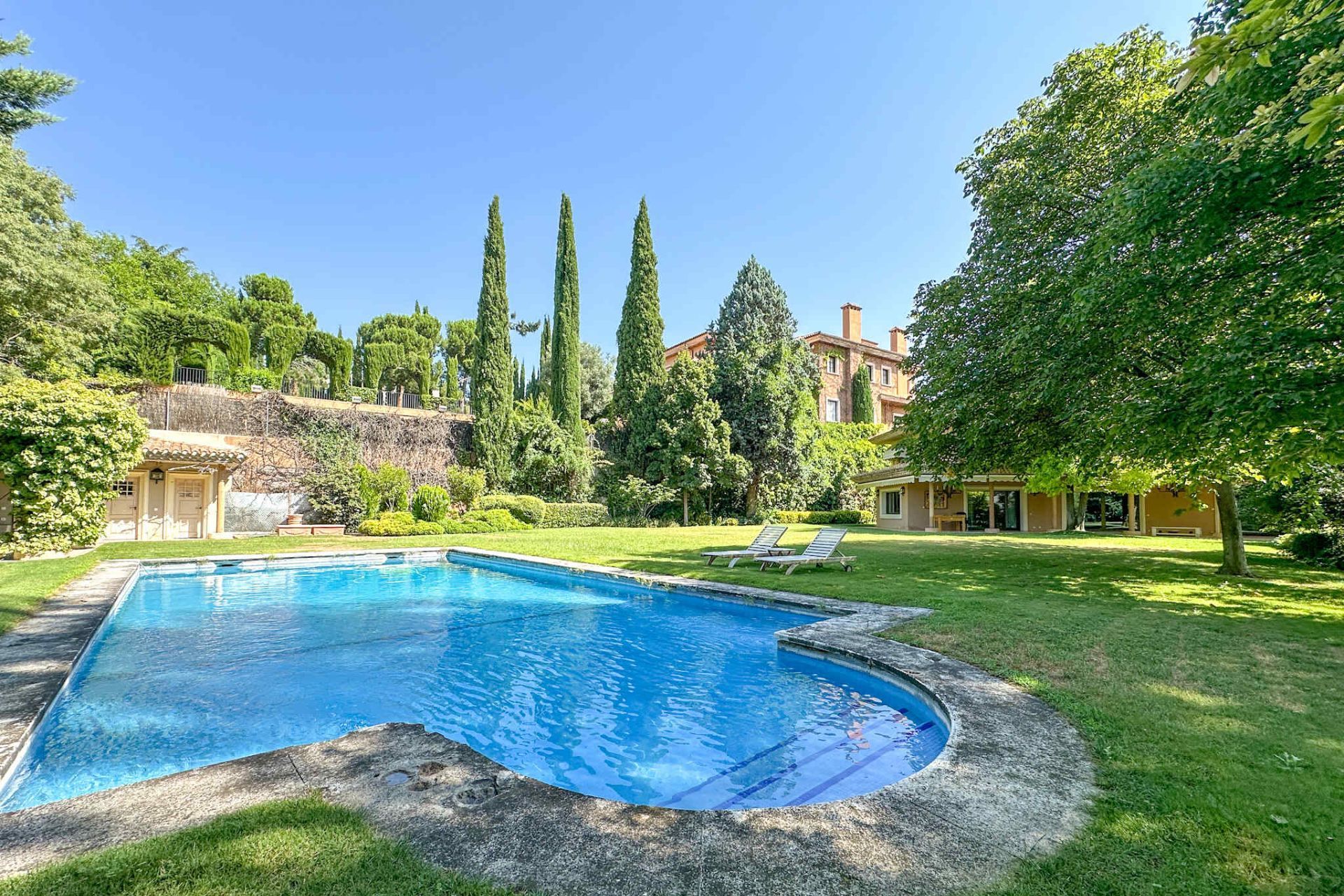 Garden of House or chalet for sale in  Madrid Capital  with Air Conditioner, Heating and Private garden