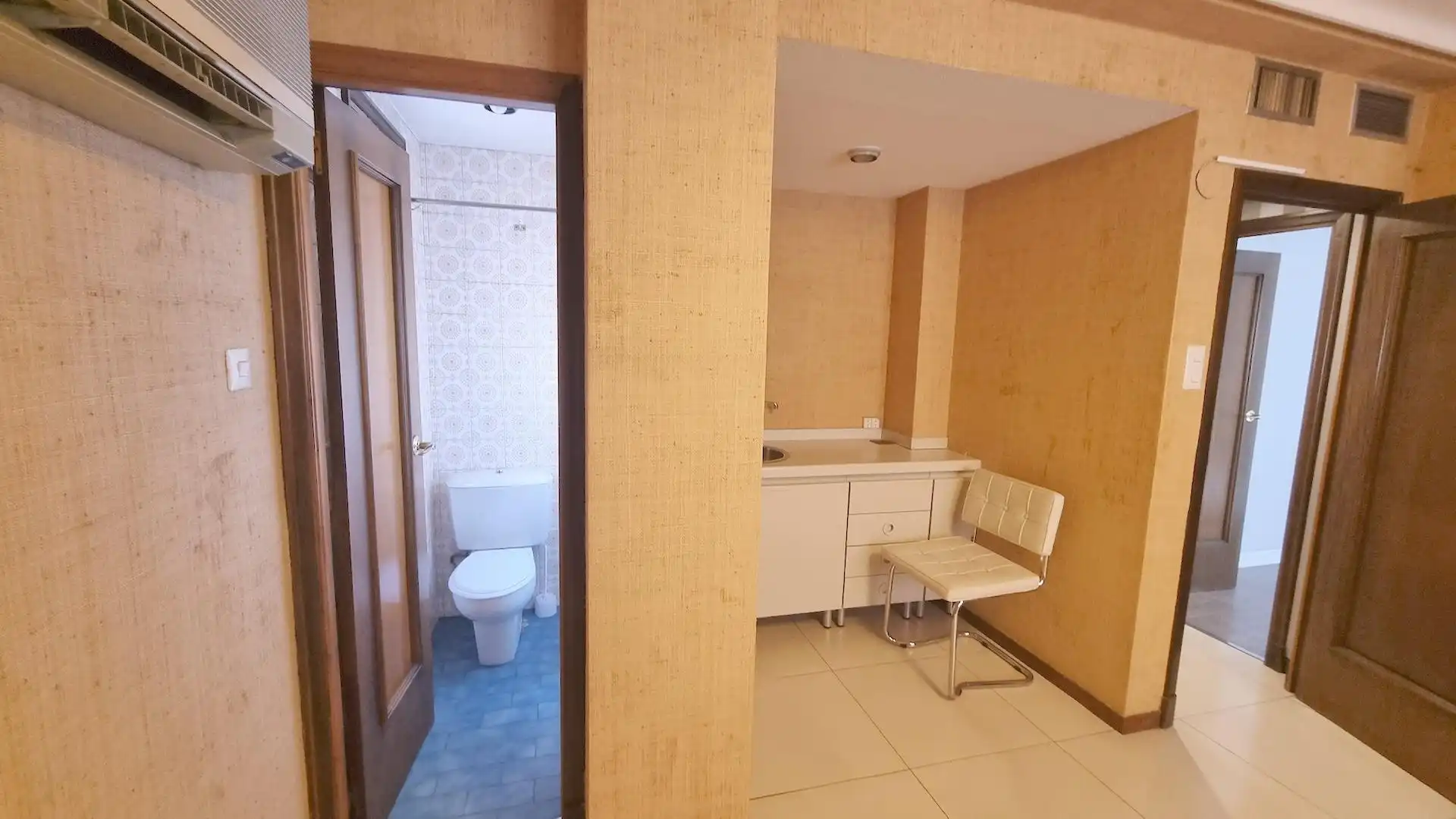 Baño de Oficina de alquiler en Zaragoza con Aire acondicionado, Calefacción y Terraza