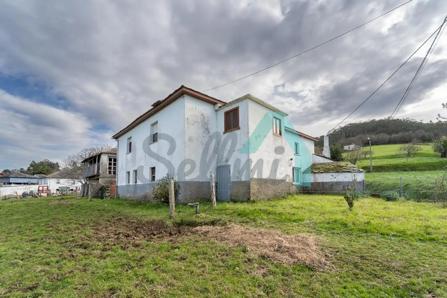 Exterior view of Houses for sale in Valdés - Luarca  with Private garden and Parquet flooring