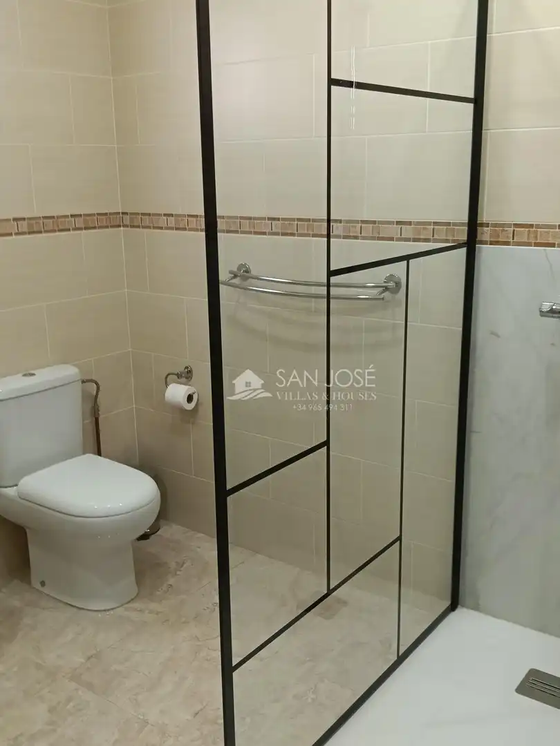 Baño de Casa o chalet en venta en Aspe con Aire acondicionado, Calefacción y Jardín privado