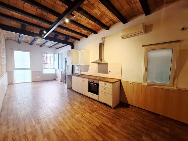 Local comercial en Alquiler en Carrer de Galileu en Barri de les Corts