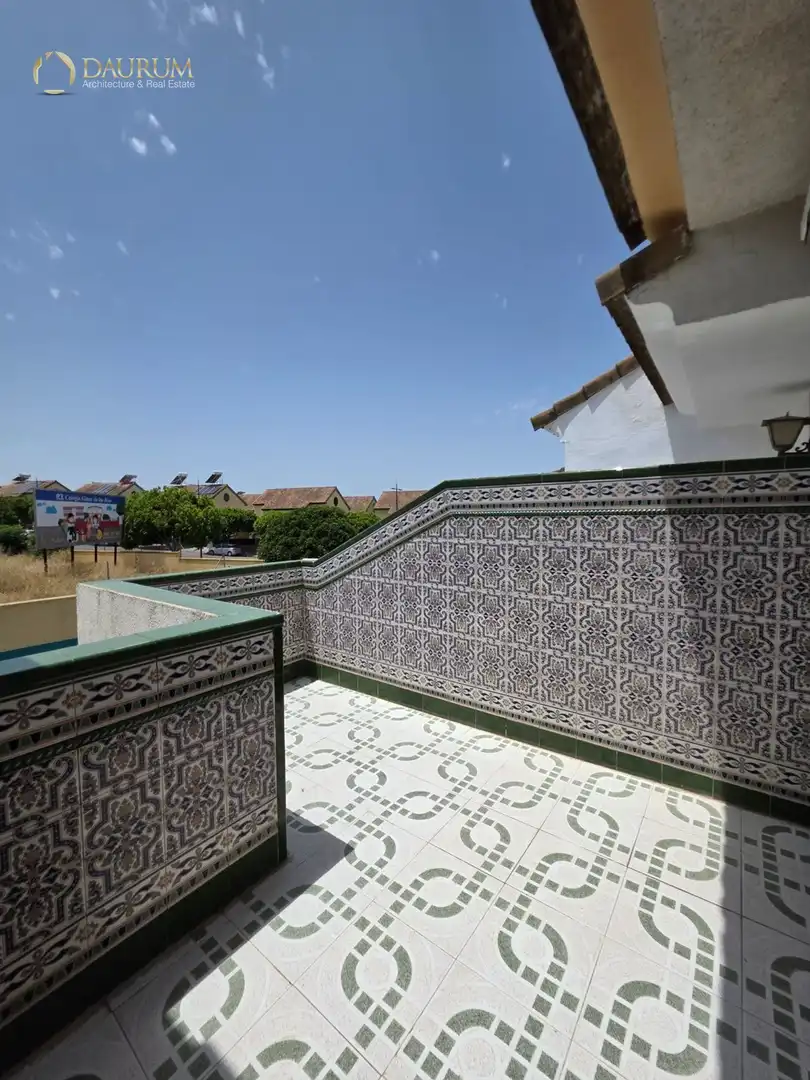 Garden of Detached homes for sale in Montequinto  with Heating, Private garden and Terrace