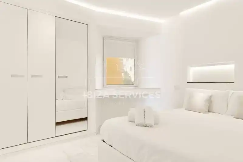 Appartamento con piscina in affitto a Marina Botafoc - Platja de Talamanca, imagen 8