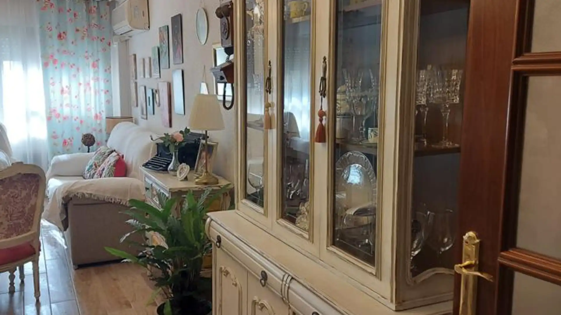 Piso de alquiler en Corregidor Nicolás Isidro, Portada Alta - Pol. Crta. De Cártama