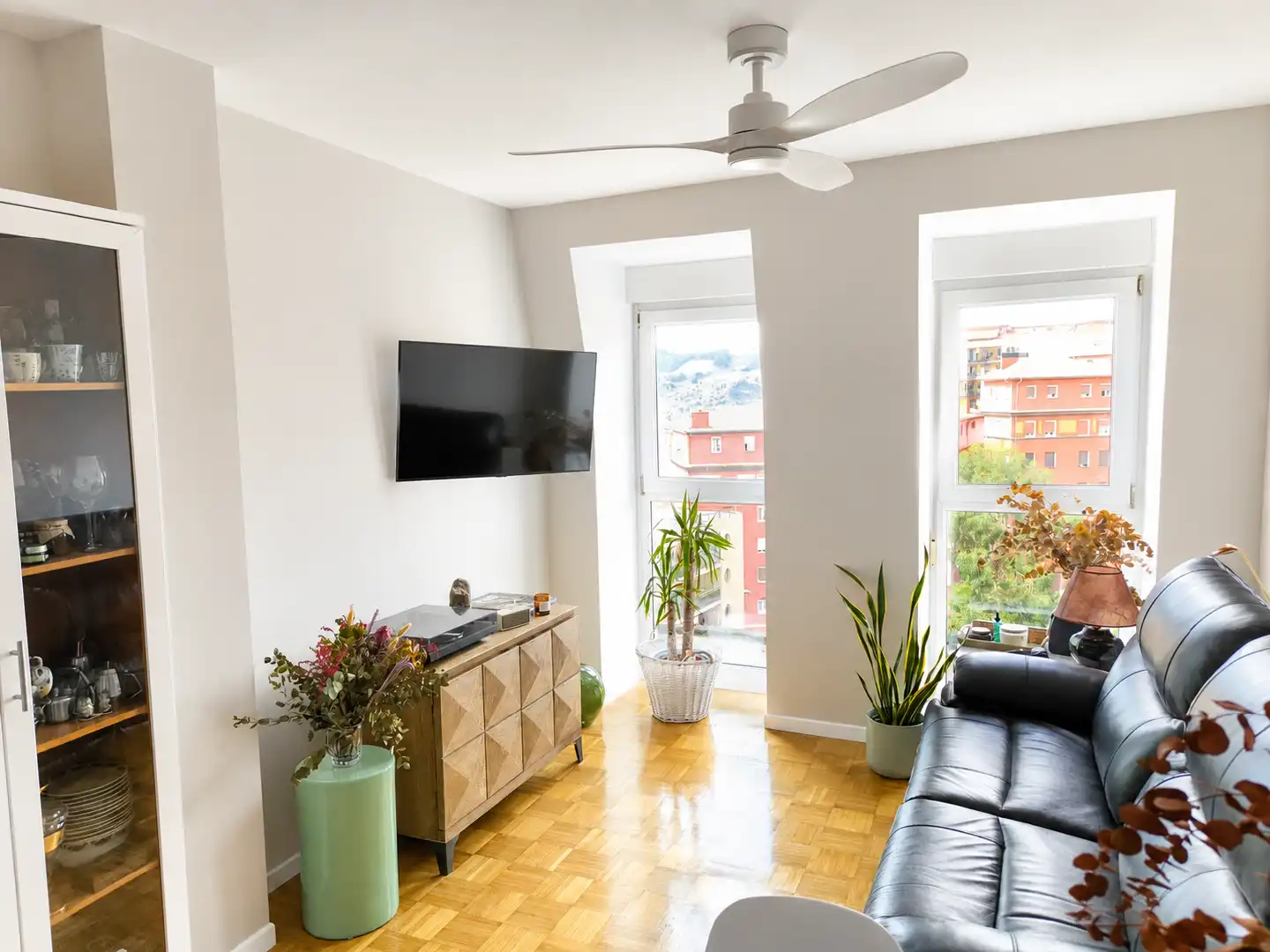 Living room of Flat for sale in Bilbao 