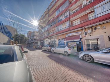 Piso con balcón en venta en Delicias