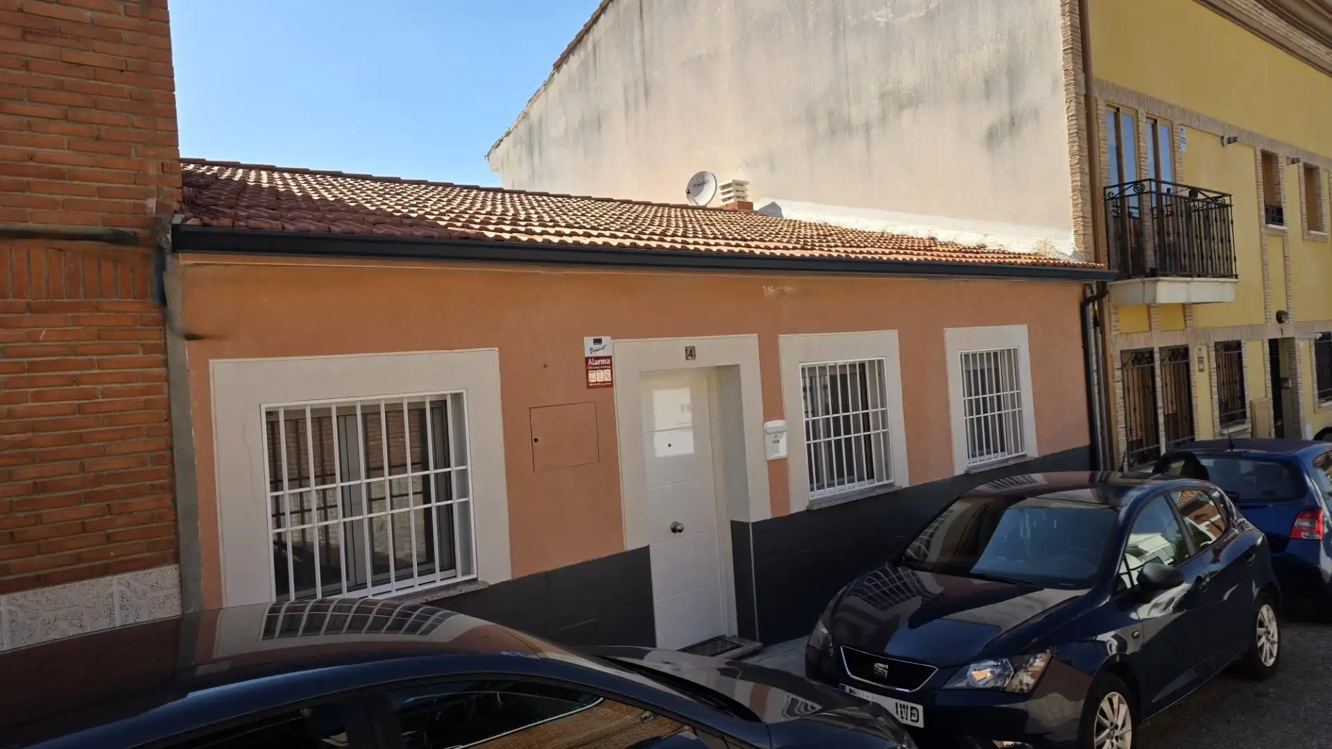 Vista exterior de Casa o xalet en venda en Albocàsser amb Calefacció i Traster
