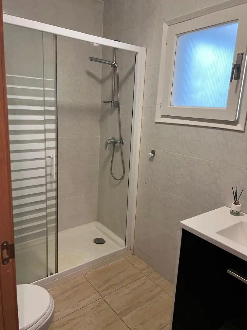 Bathroom of Flat for rent in Les Borges Blanques  with Air Conditioner, Heating and Terrace