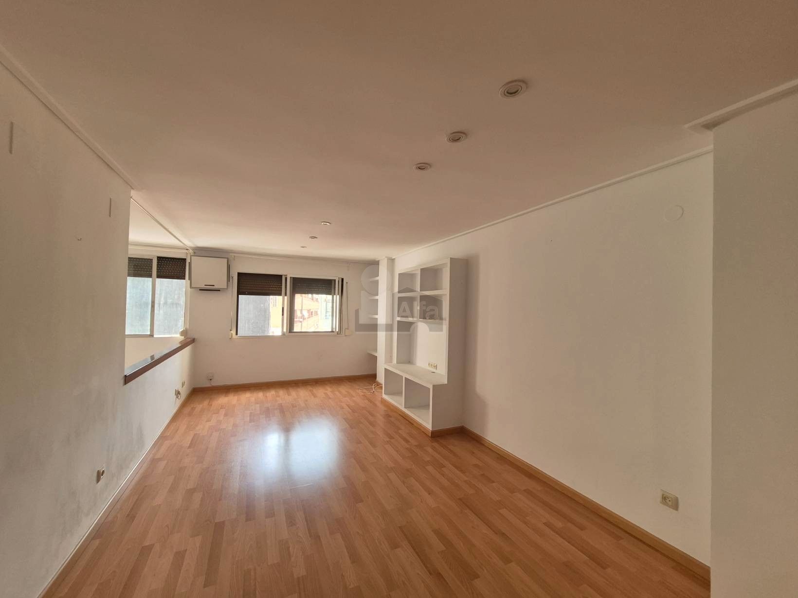 Flat to rent in  Valencia Capital  with Air Conditioner, Heating and Parquet flooring