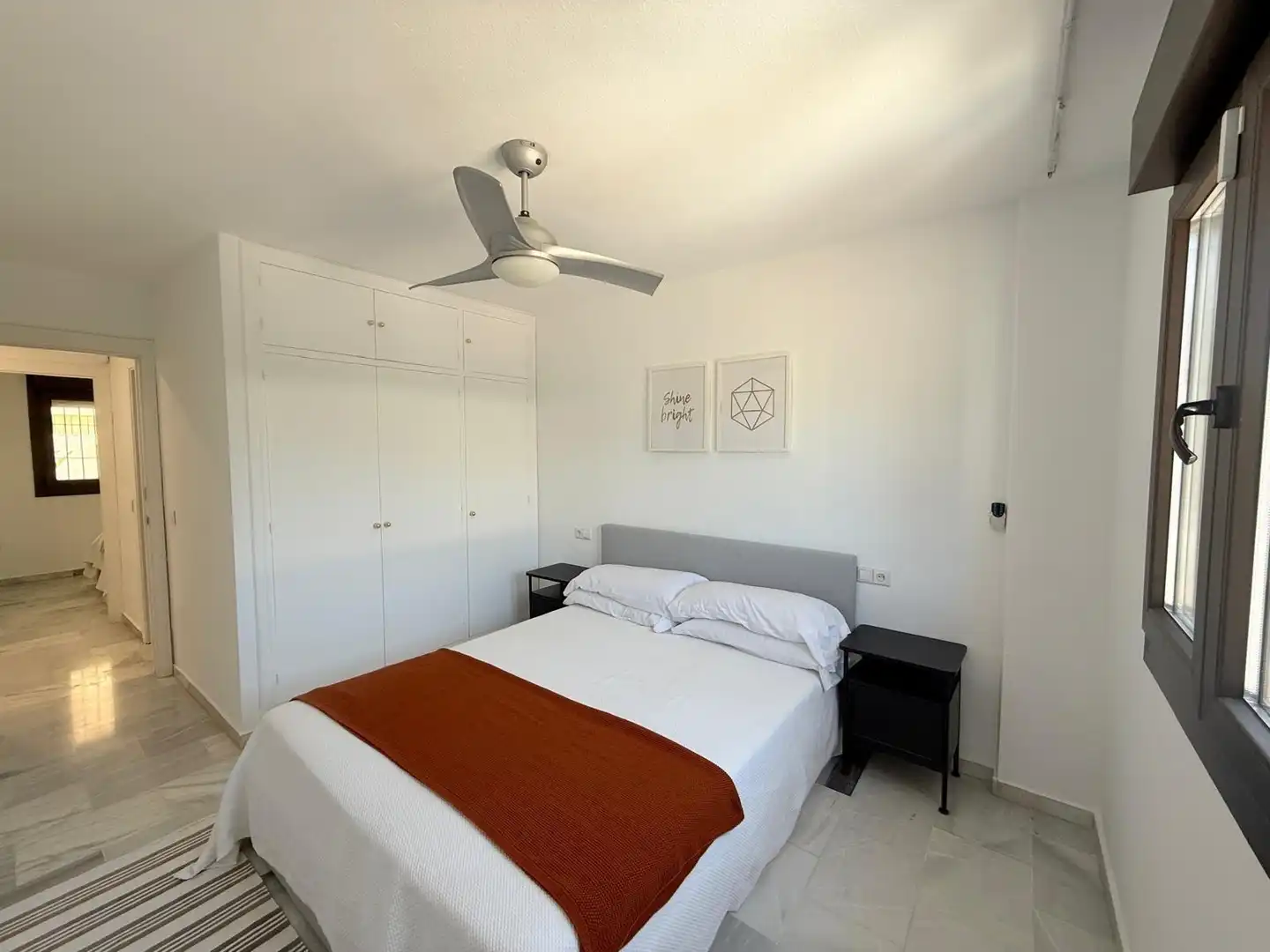 Bedroom of Apartments for sale in Fuengirola  with Air Conditioner, Terrace and Balcony