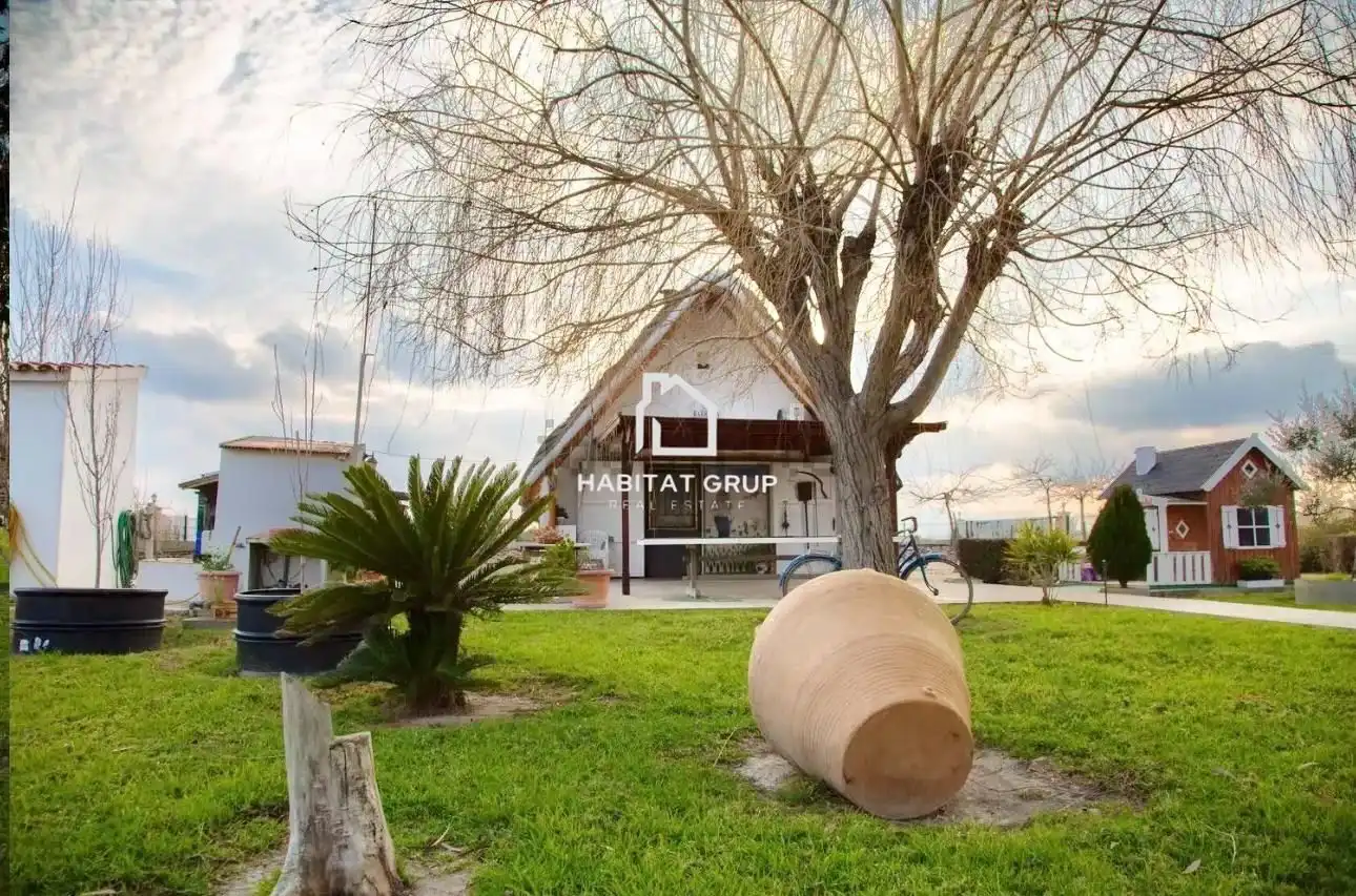 Casa con jardín en venta en Sant Jaume d'Enveja, imagen 4