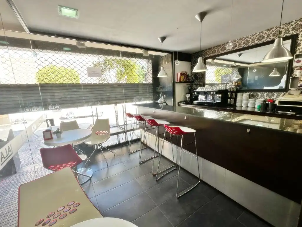 Business premises for sale in Sant Vicenç Dels Horts, imagen 4