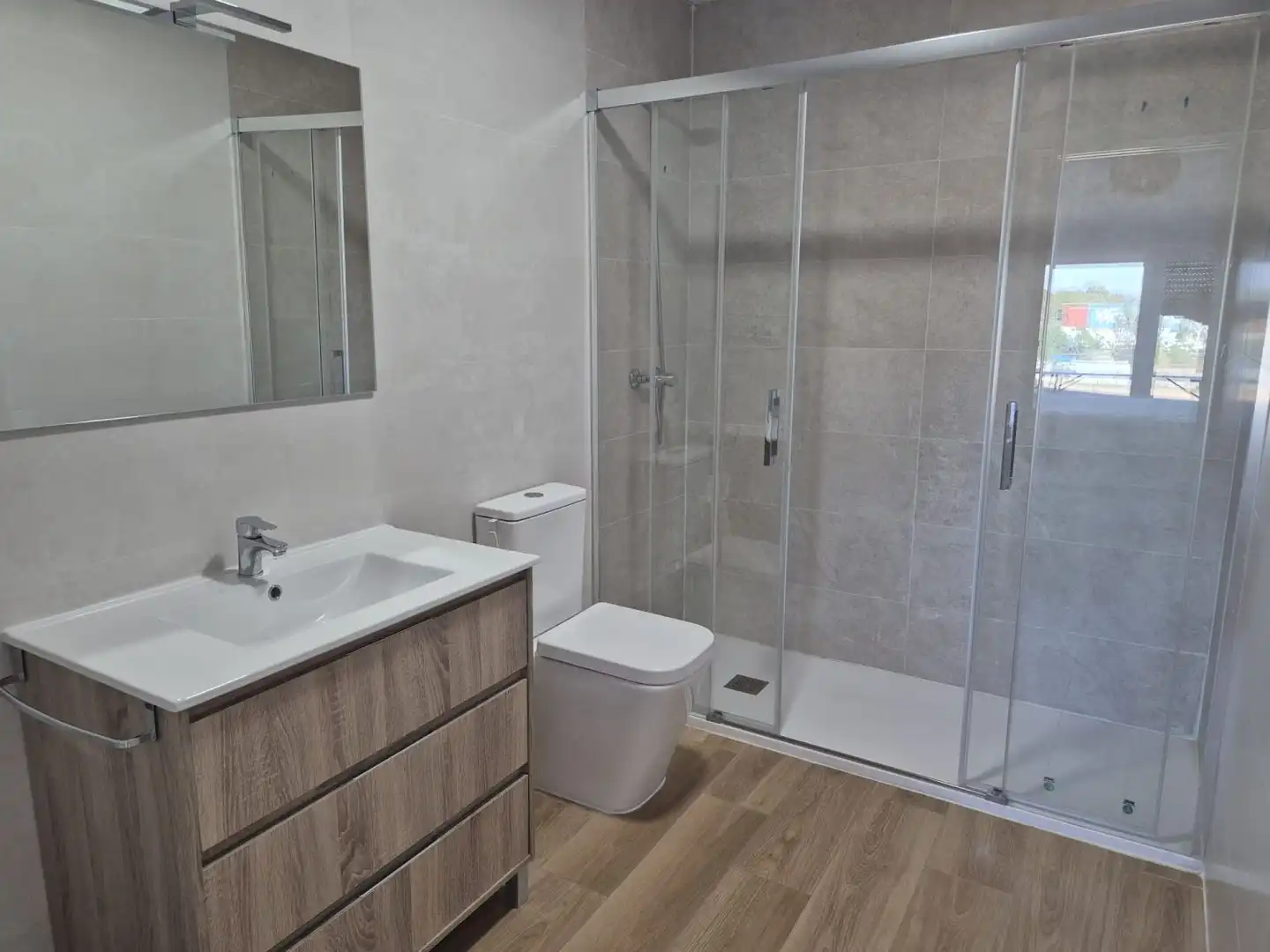 Bany de Apartament de lloguer en Badajoz amb Aire condicionat, Calefacció i Terrassa