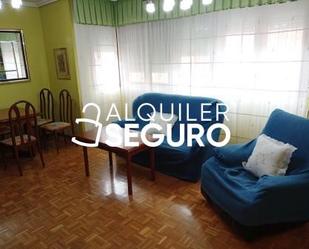 Sala d'estar de Pis de lloguer en Vitoria - Gasteiz amb Calefacció, Traster i Moblat