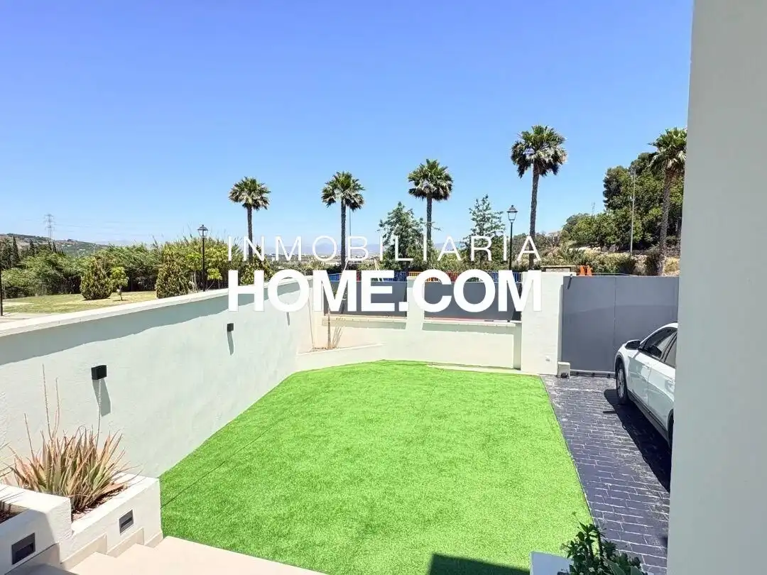 Casa pareada con terraza en venta en Pinos de Alhaurín - Periferia, imagen 7