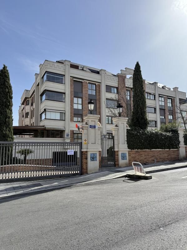 Exterior view of Planta baja for rent in Majadahonda  with Air Conditioner, Heating and Private garden