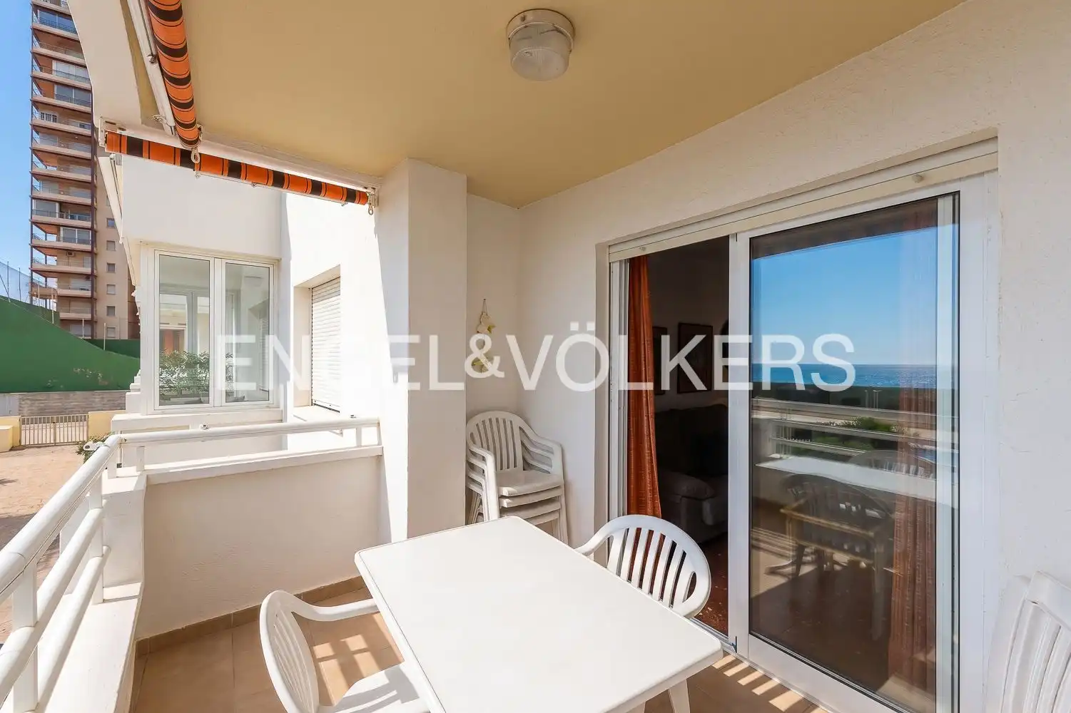 Terraza de Piso en venta en Sueca con Calefacción, Terraza y Piscina