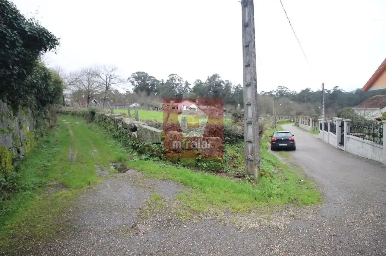 Terreny residencial en venda a Salvaterra de Miño, imagen 4
