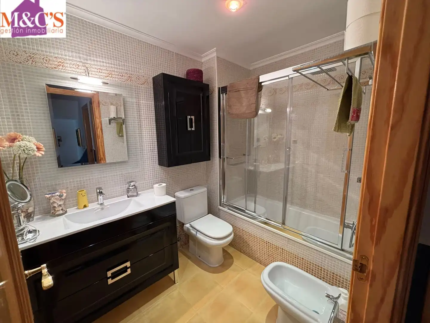 Bany de Casa o xalet en venda en Puertollano amb Aire condicionat, Calefacció i Piscina