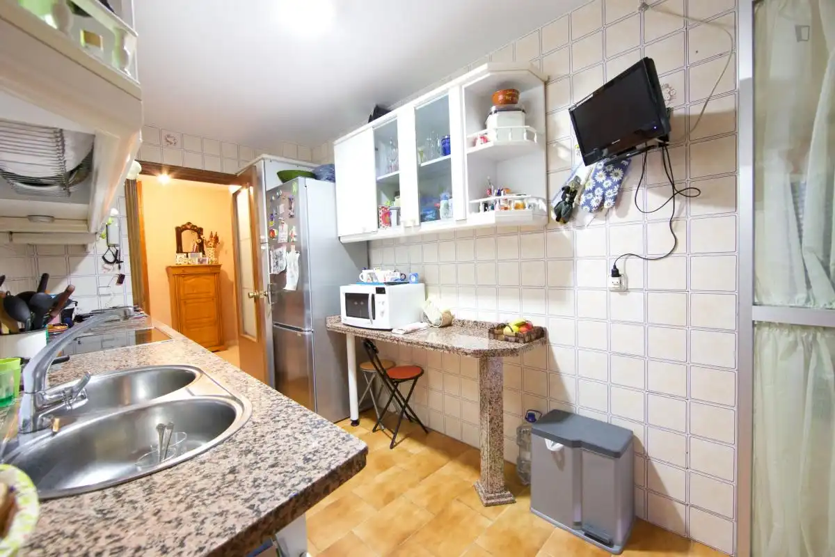 Habitación en Poniente-Norte - Miralbaida - Parque Azahara