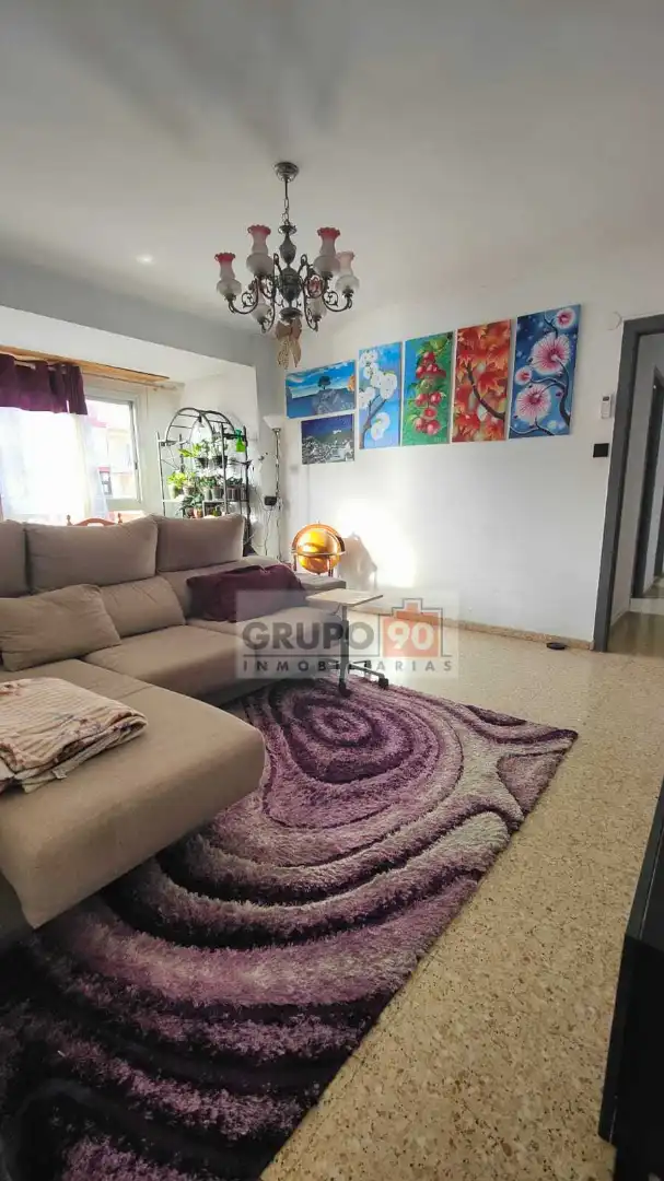 Sala de estar de Piso en venta en La Pobla de Farnals con Balcón