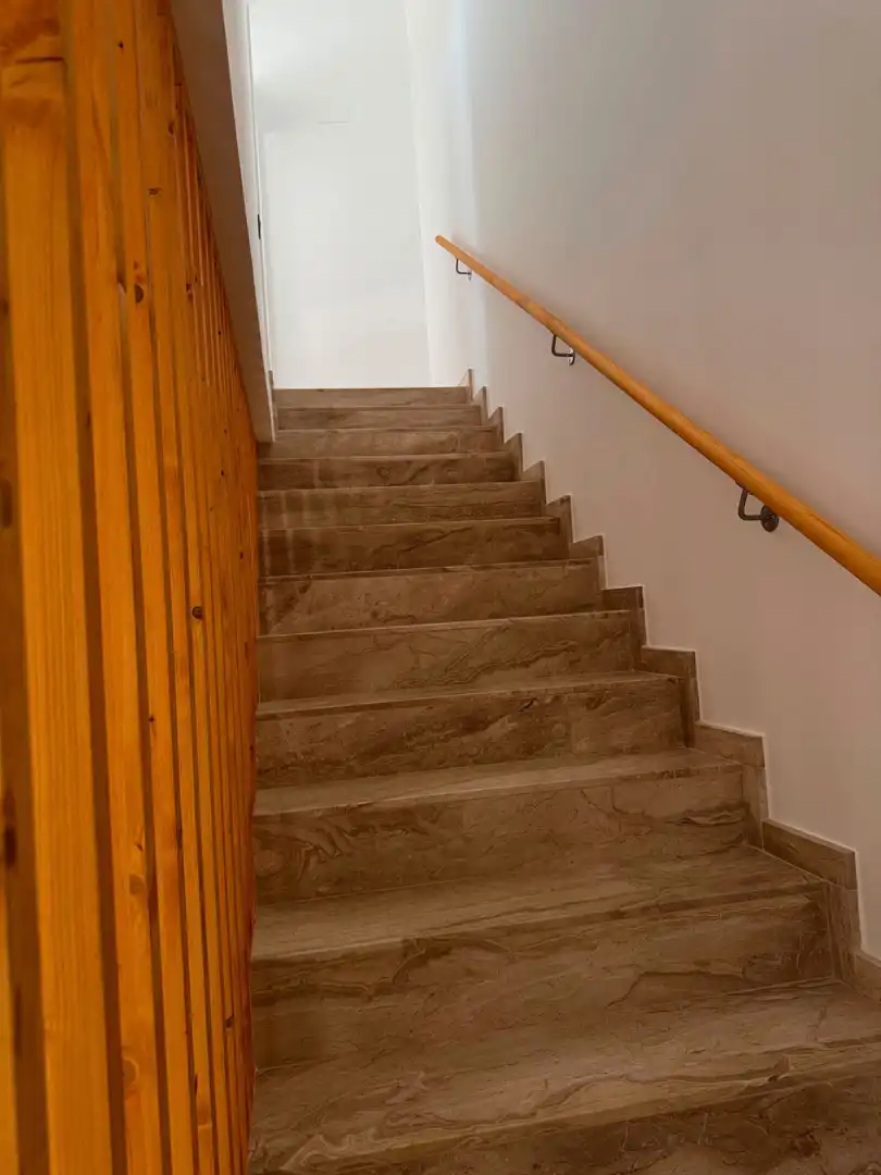 Einfamilien-Reihenhaus zum Verkauf in Viladecavalls mit Klimaanlage, Heizung und Terrasse