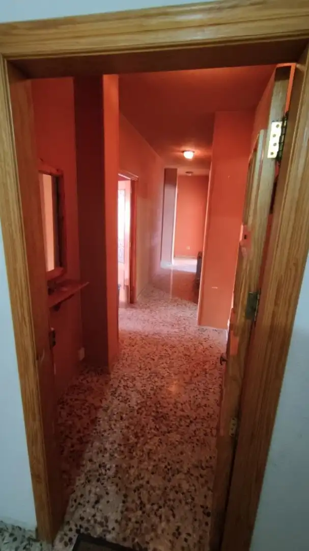 Piso en venta en La Gineta con Calefacción y Balcón