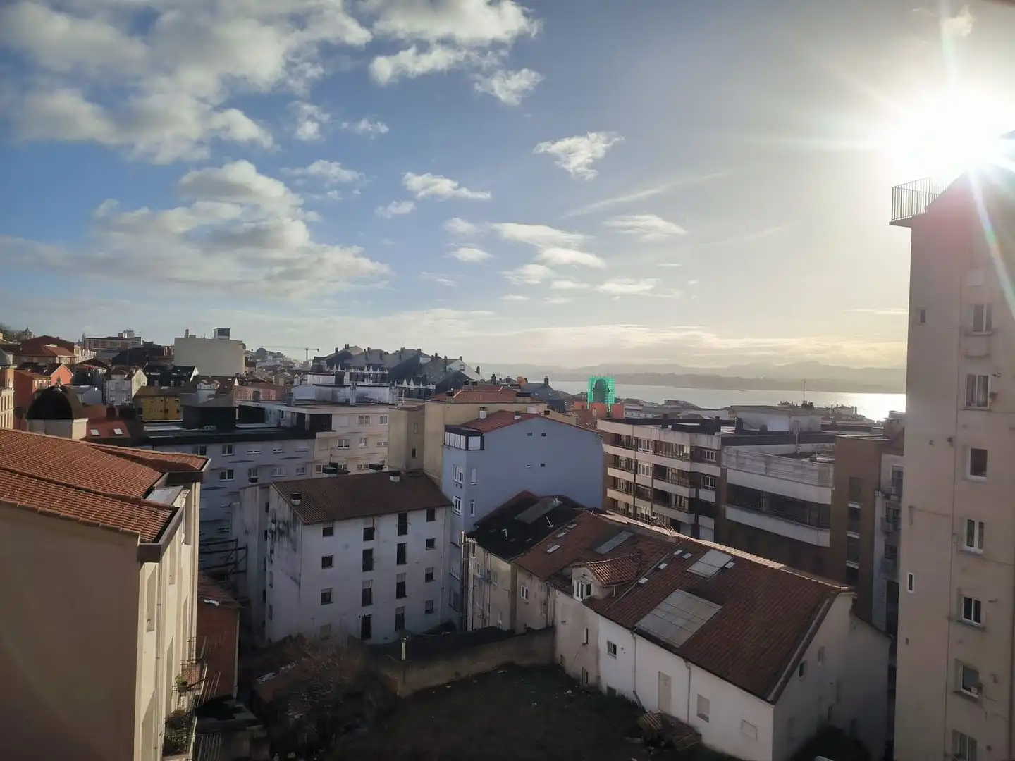 Vista exterior de Piso en venta en Santander