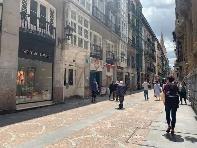 Außenansicht von Büro zur Miete in Bilbao  mit Heizung