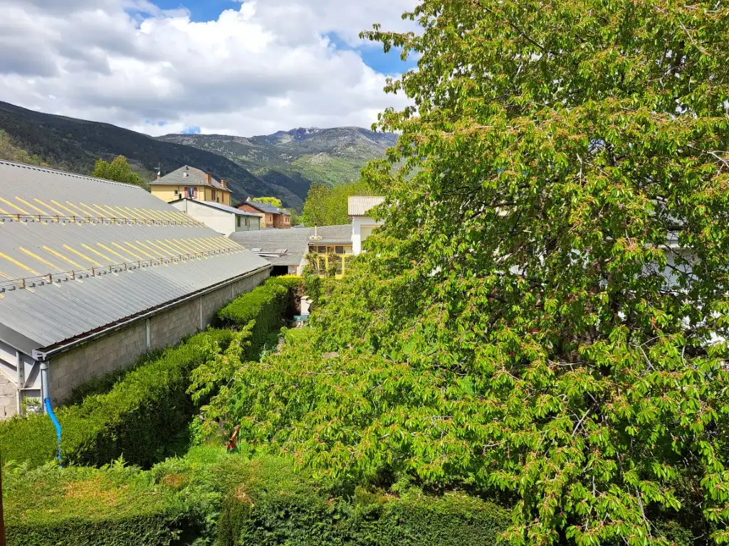 Einfamilien-Reihenhaus zur Miete in N-152, 171, Puigcerdà