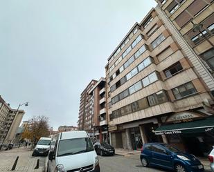 Exterior view of Flat for sale in Burgos Capital  with Heating, Terrace and Storage room