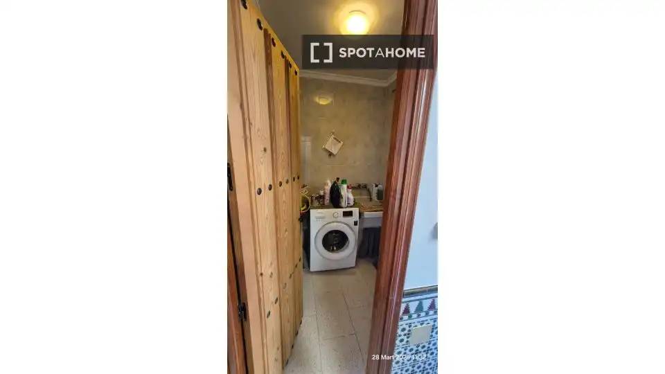 Habitación de Apartamento para compartir en Villanueva del Trabuco con Aire acondicionado, Terraza y Amueblado