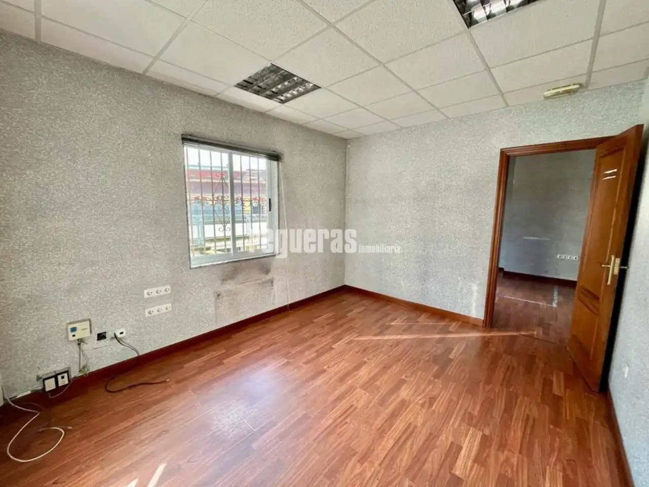 Oficina en venda en Avilés