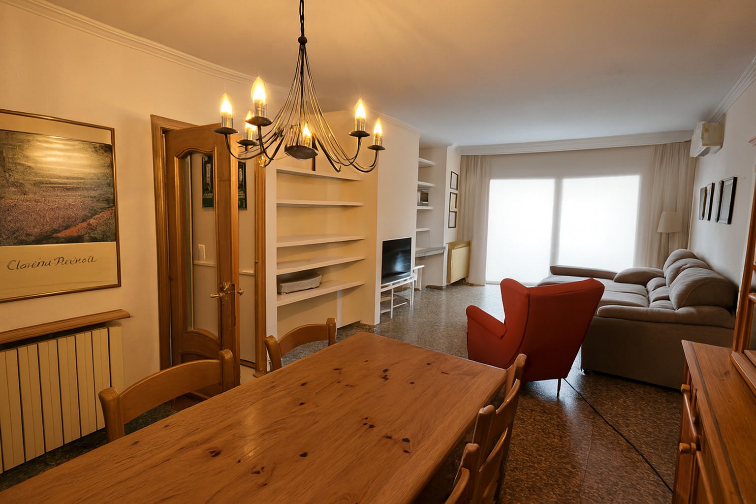 Living room of Flat for sale in Figueres  with Air Conditioner, Heating and Terrace