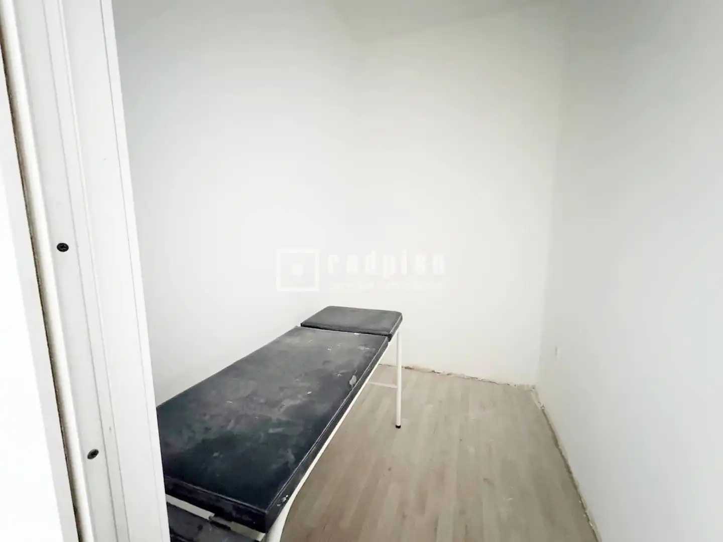 Habitación de Local en venta en Alcorcón