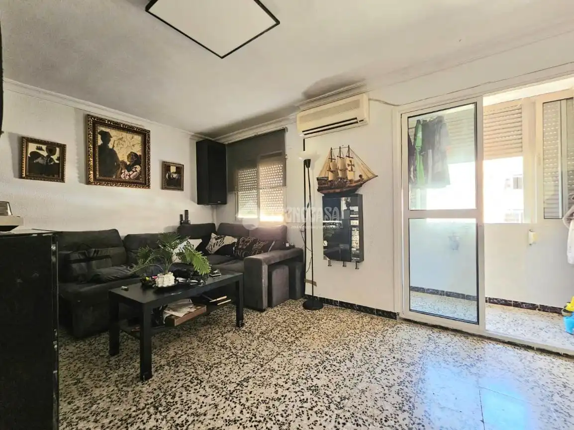 Sala d'estar de Pis en venda en Jerez de la Frontera amb Aire condicionat i Terrassa