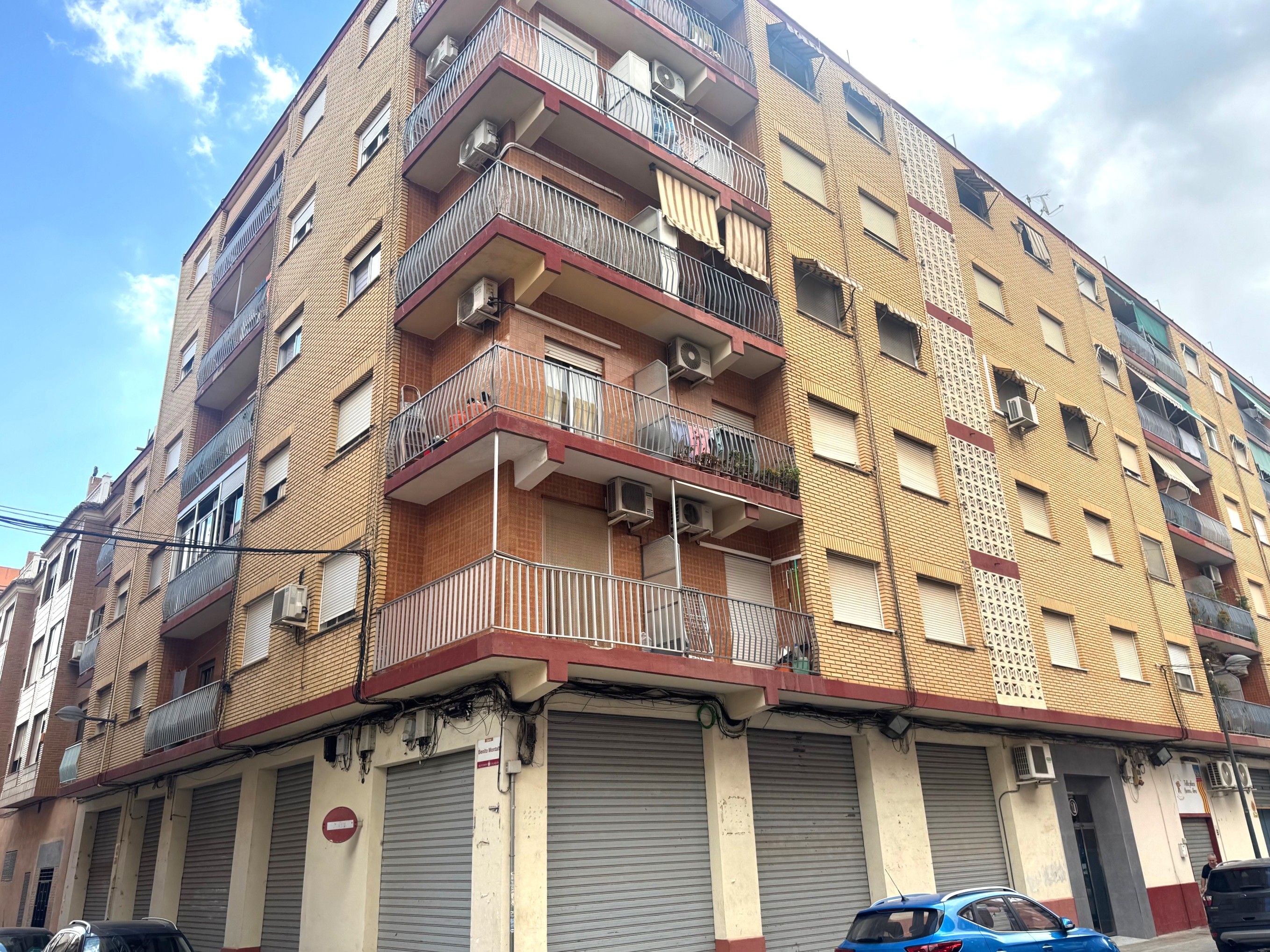 Vista exterior de Pis en venda en Alaquàs