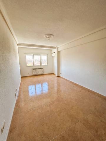 Piso en Alquiler en Avenida de Betanzos en Pilar