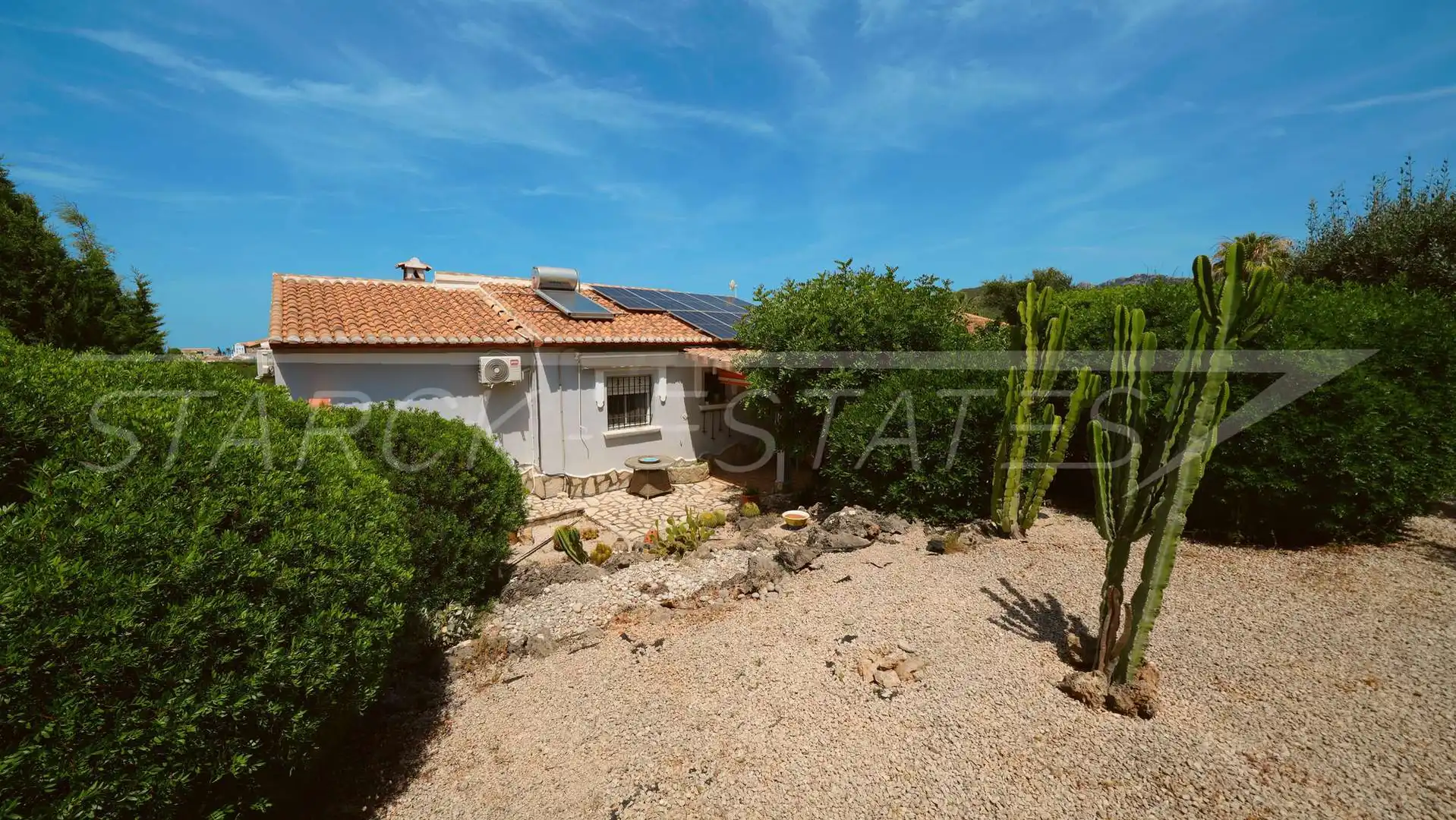 Exterior view of Houses for sale in El Ràfol d'Almúnia  with Air Conditioner, Private garden and Swimming Pool