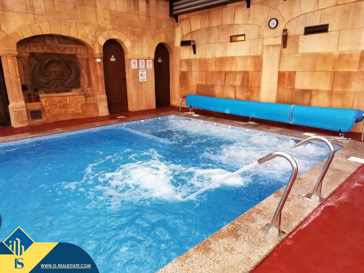 House with pool for sale in Orihuela Costa
