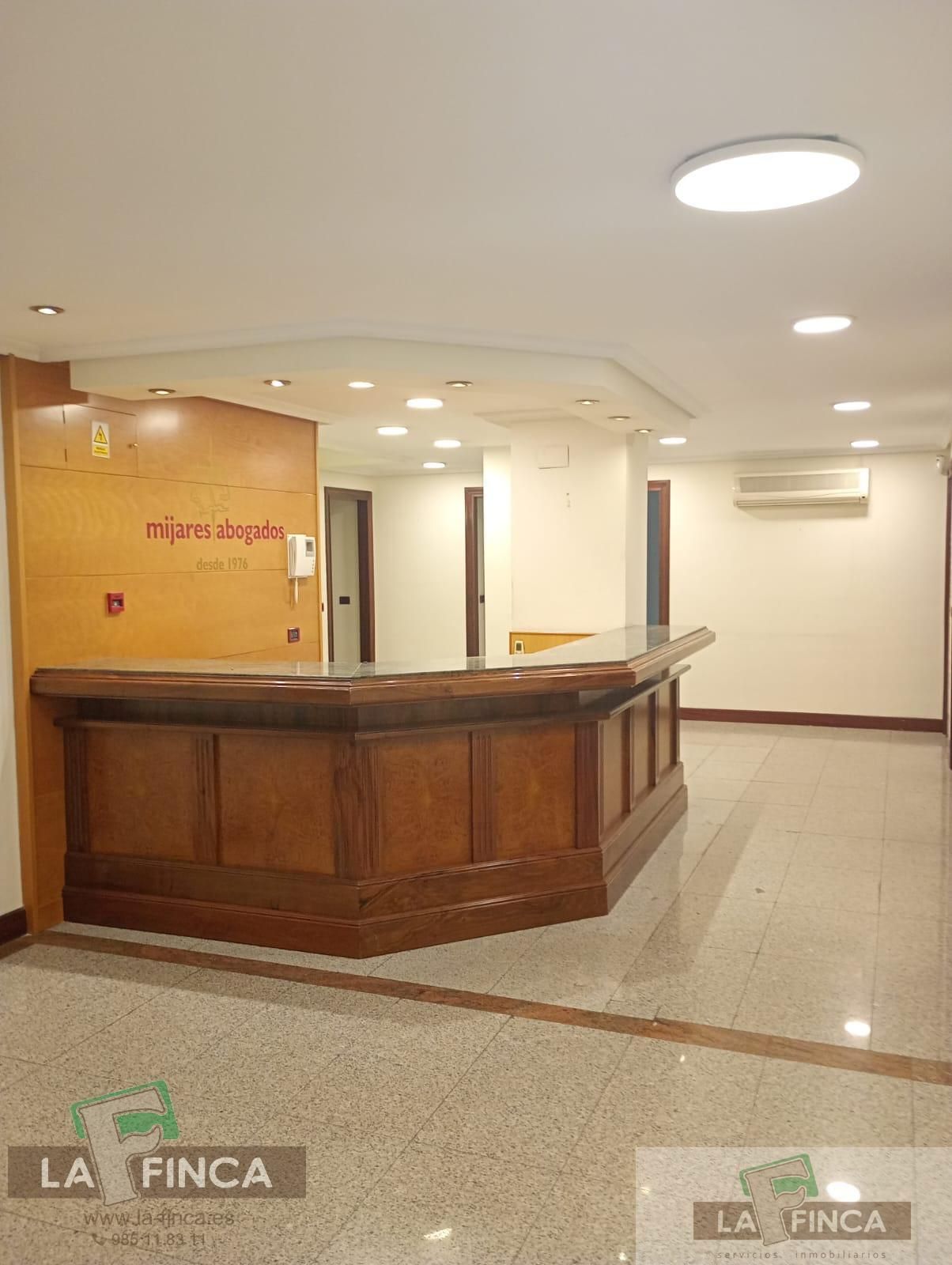 Office to rent in Oviedo   with Terrace