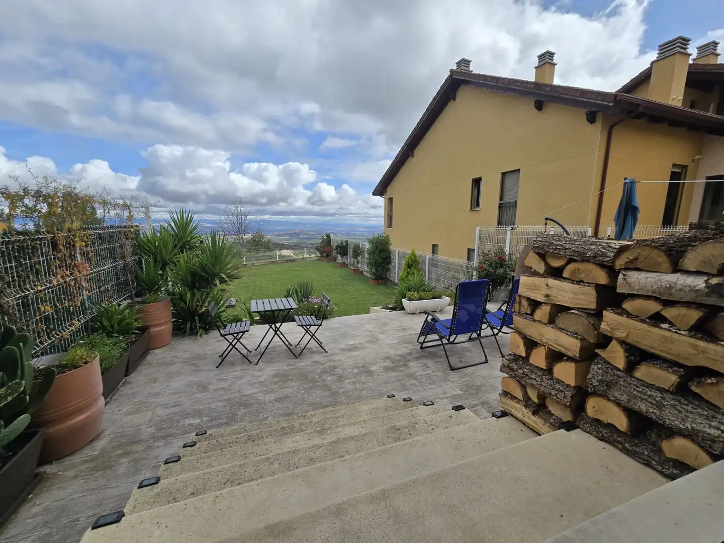 Terrassa de Apartament en venda en Sojuela amb Calefacció, Jardí privat i Terrassa