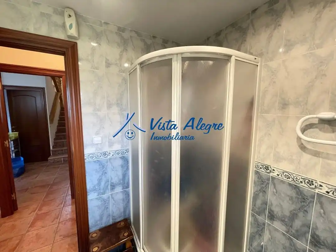 Baño de Casa o chalet en venta en Cuzcurrita de Río Tirón con Calefacción, Jardín privado y Terraza