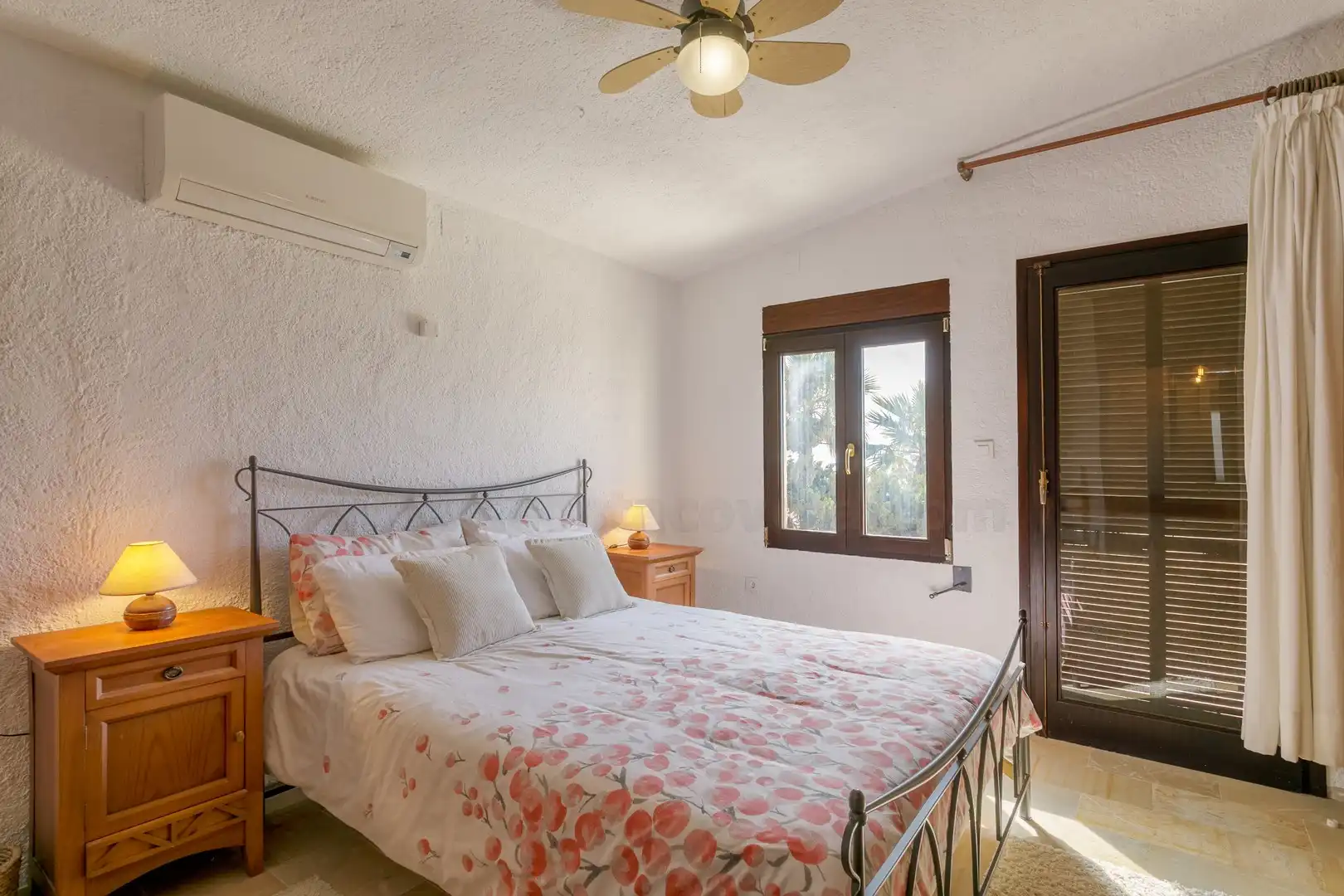 Bedroom of Houses for sale in El Campello  with Air Conditioner, Private garden and Terrace