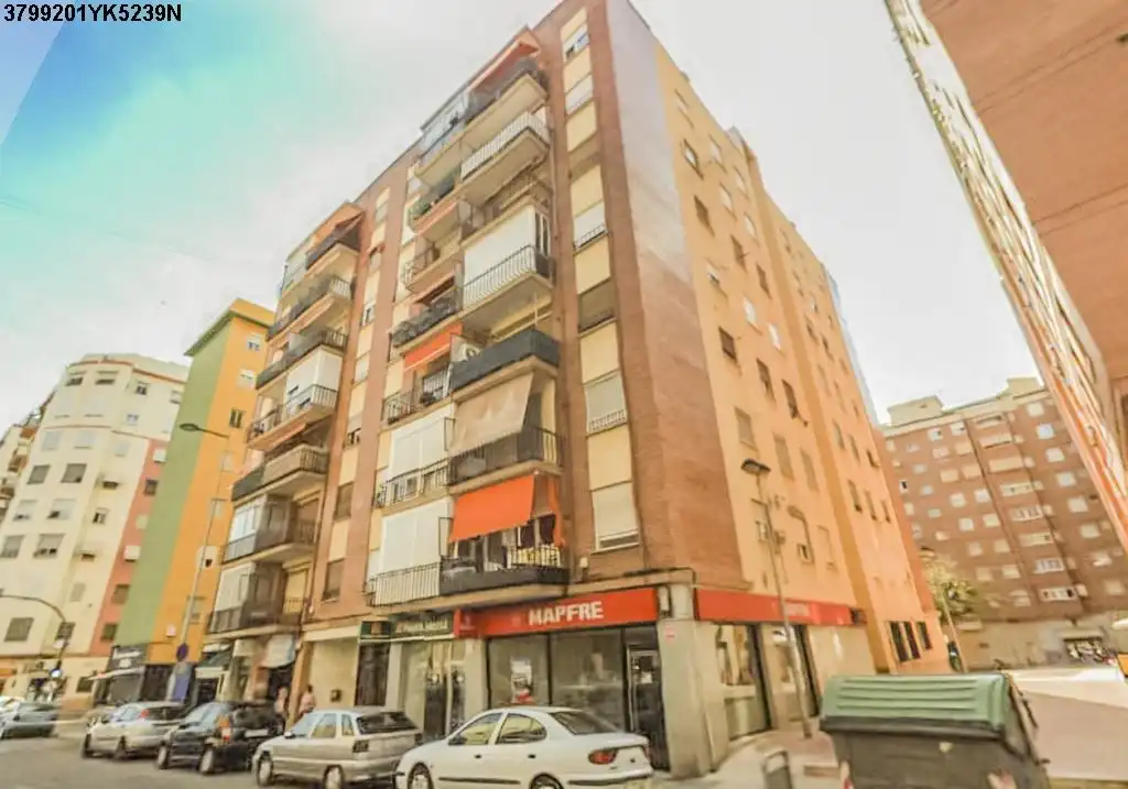 Vista exterior de Piso en venta en Castellón de la Plana / Castelló de la Plana con Balcón