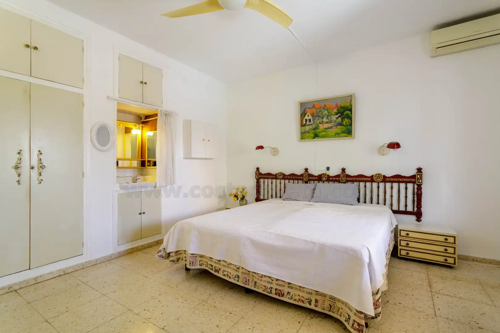 Schlafzimmer von Haus oder Chalet zum Verkauf in El Campello mit Klimaanlage, Privatgarten und Terrasse