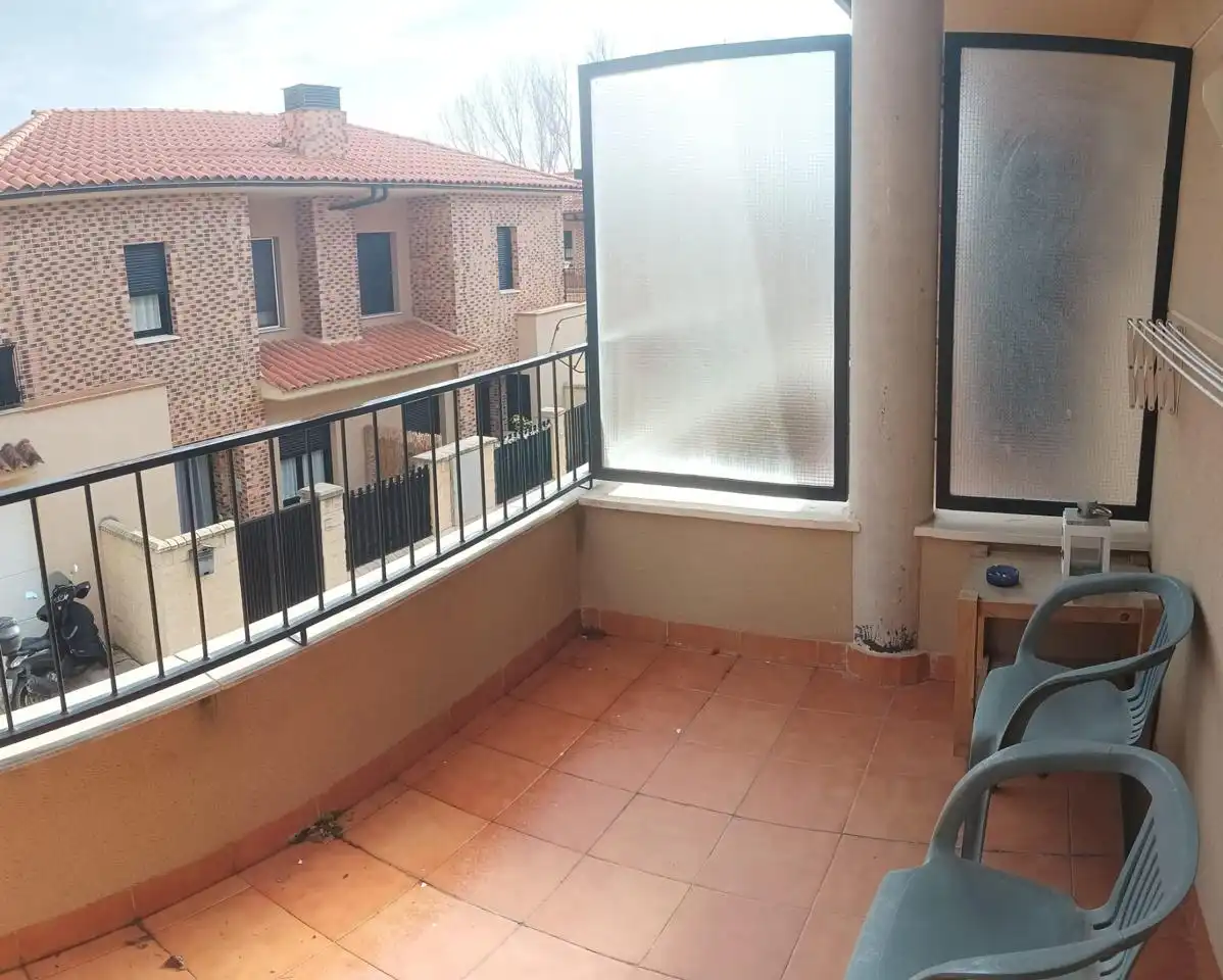 Terraza de Casa adosada en venta en Paracuellos de Jiloca con Calefacción, Jardín privado y Terraza
